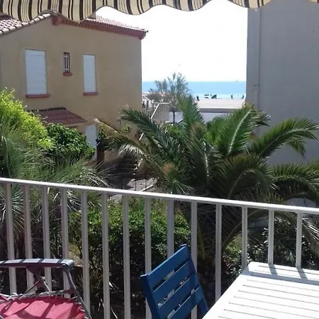 Appartement T3 50m De La *